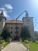 Carica l'immagine nel visualizzatore della galleria, Piattaforma cingolata da 32,40 metri a noleggio in Alto Adige
